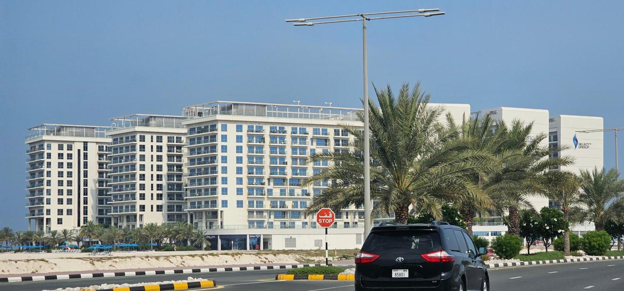 Sea, Sun & Apartment